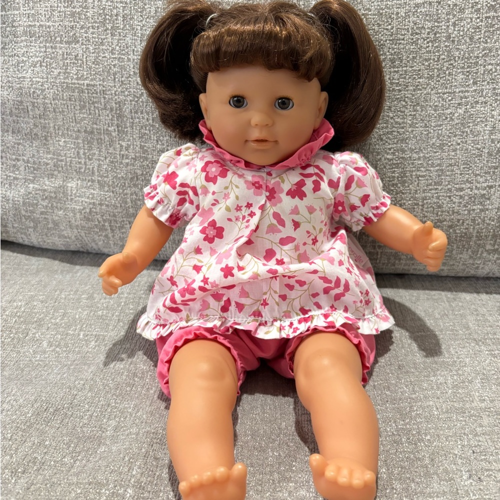 COROLLE LES CLASSIQUES 14 INCH VANILLA SCENTED DOLL